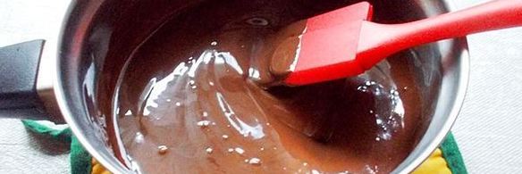 свекольно-шоколадные пирожные