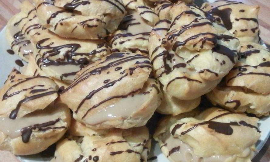 Рецепт заварного пирожного с легким пудинговым кремом капучино