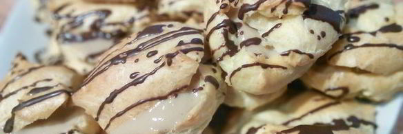 заварное пирожное с легким пудинговым кремом капучино