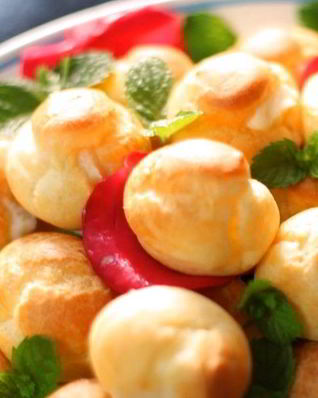 Заварные пирожные с молочным кремом