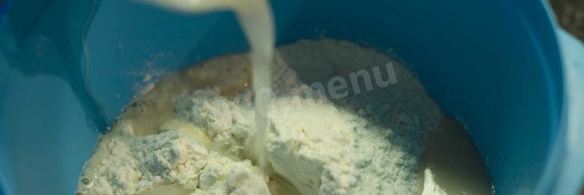 домашняя пицца с креветками и сыром