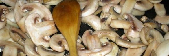 флорентийская пицца со шпинатом и грибами