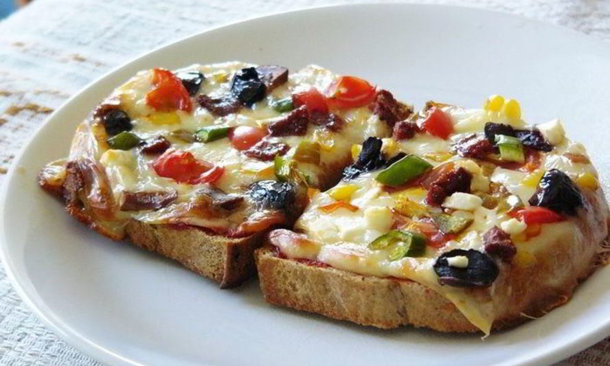 Рецепт пиццы из черствого хлеба