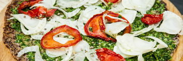 пицца из семян льна и миндаля