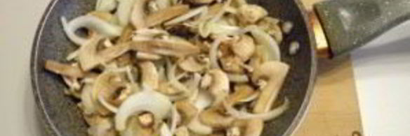 пицца из слоеного теста в духовке