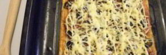 пицца из слоеного теста в духовке