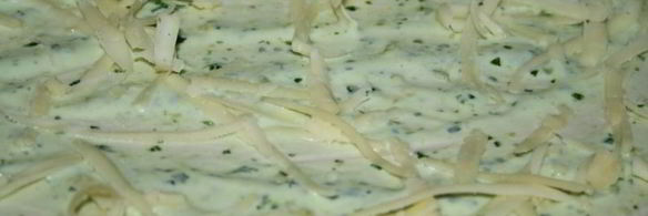 пицца мясная с пастромой и сыровяленым окороком