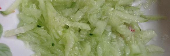 пицца по-турецки с огуречным соусом