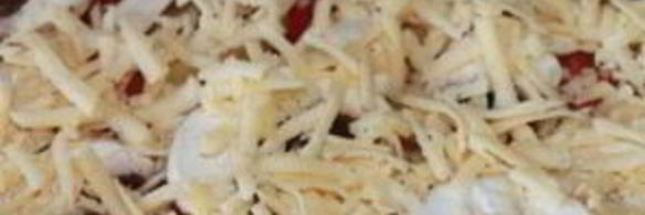 пицца с колбасой и шампиньонами