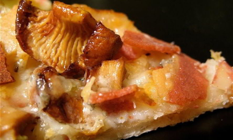 Рецепт пиццы с лисичками