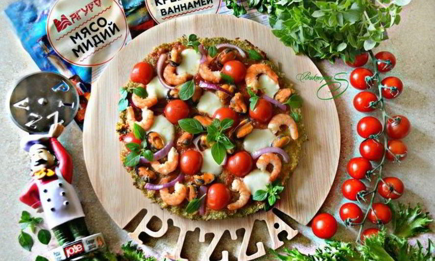 Рецепт пиццы с морепродуктами на основе из брокколи