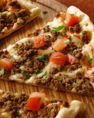 Пицца с мясным фаршем