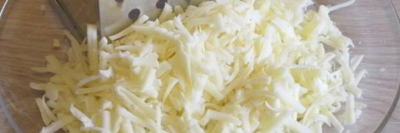 пицца с сыром сулугуни