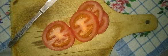 пицца с вареной колбасой