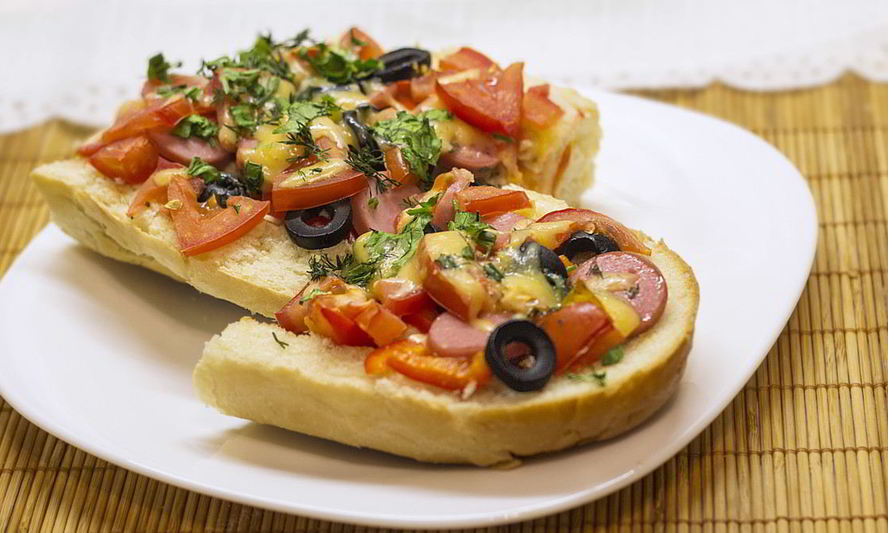 Рецепт пиццы в батоне