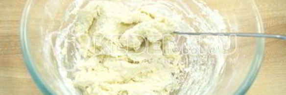 тонкая пицца с моцареллой