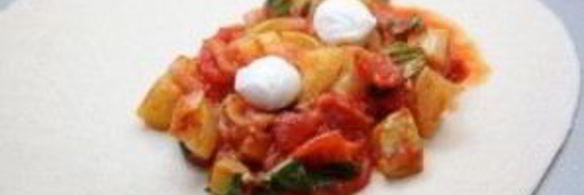 закрытая пицца с овощами