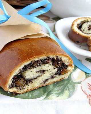 Польский маковый рулет