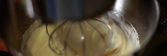 бисквитная шарлотка