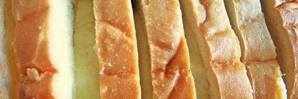 хлебная шарлотка яблочно-ягодная