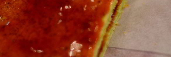 клубнично-фисташковая шарлотка