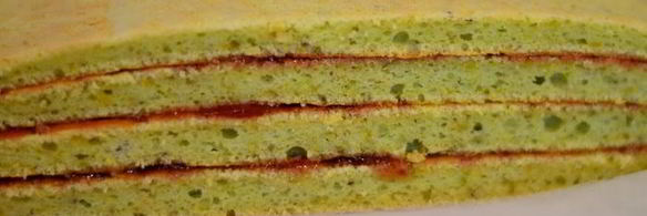 клубнично-фисташковая шарлотка