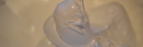 клубнично-фисташковая шарлотка