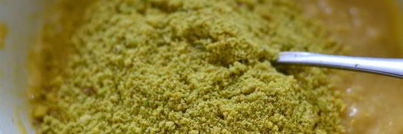 клубнично-фисташковая шарлотка