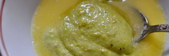 клубнично-фисташковая шарлотка