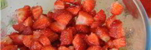 шарлотка красна ягодка