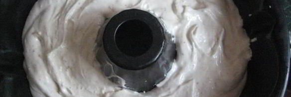 шарлотка с грецкими орехами