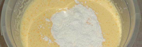 шарлотка со сливами