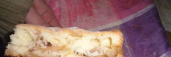 шарлотка яблочная