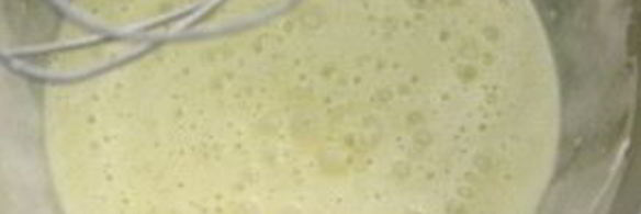 воздушная шарлотка с яблоками