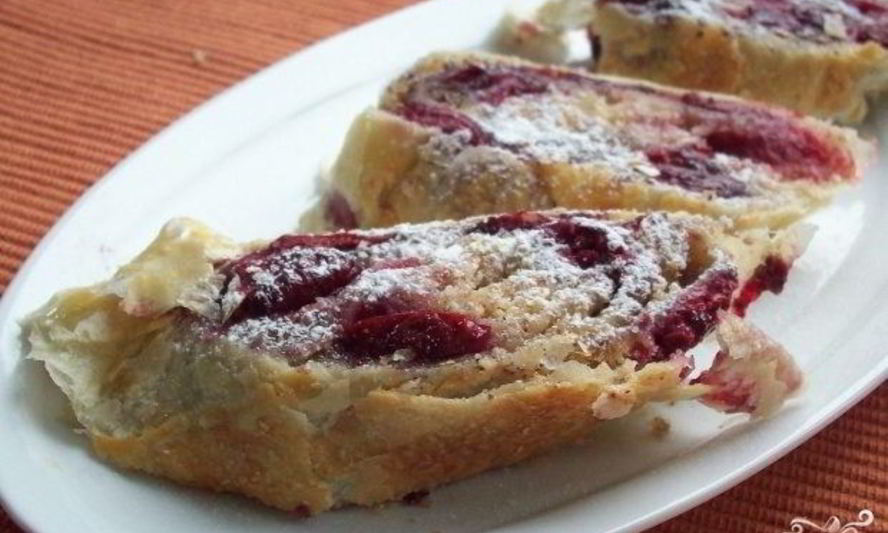 Рецепт вишневого штруделя