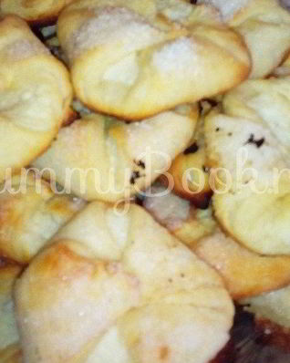 Слоено-дрожжевые конвертики