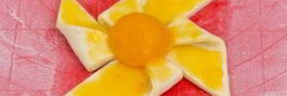 слойки с абрикосами