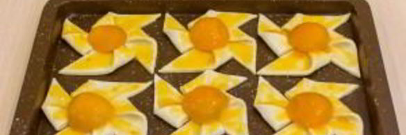 слойки с абрикосами