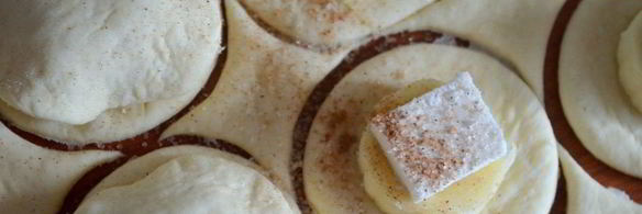 слойки с бананом и пастилой