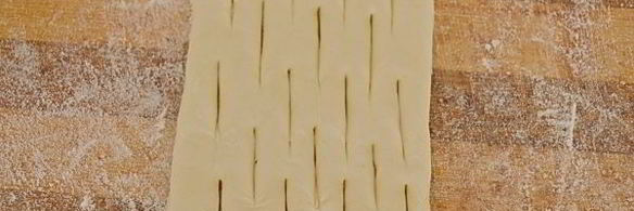 слойки с курицей