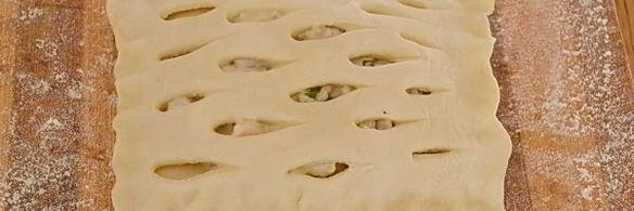 слойки с курицей