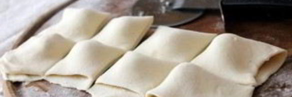 слойки с малиной