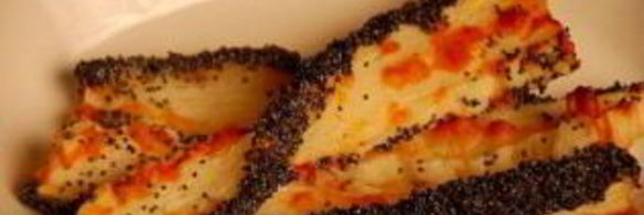 слойки с сыром и маком