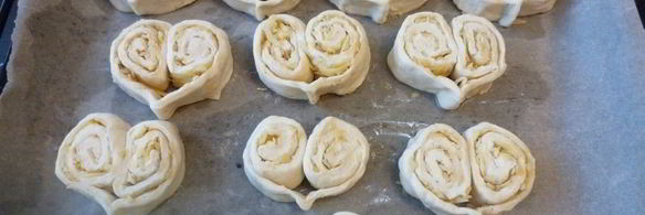 слойки с сыром