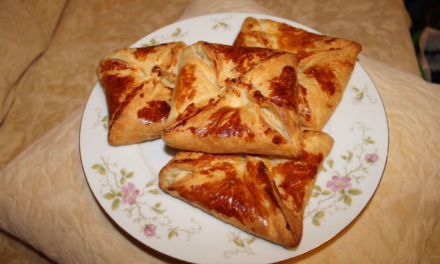 Рецепт слоек с творогом и бананом