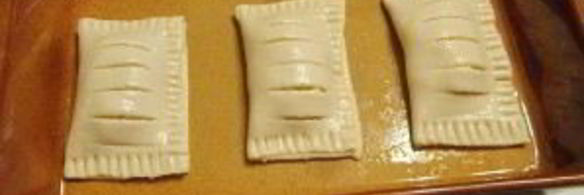 слойки с творогом из готового слоеного теста