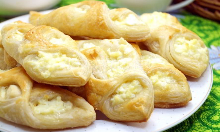 Рецепт слоек с творогом любимые