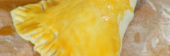 слойки с вишней и белым шоколадом