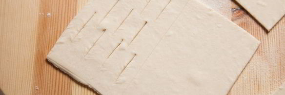 слойки с яблоками