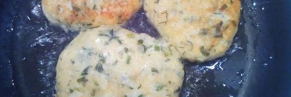 чесночные сырники с перчинкой